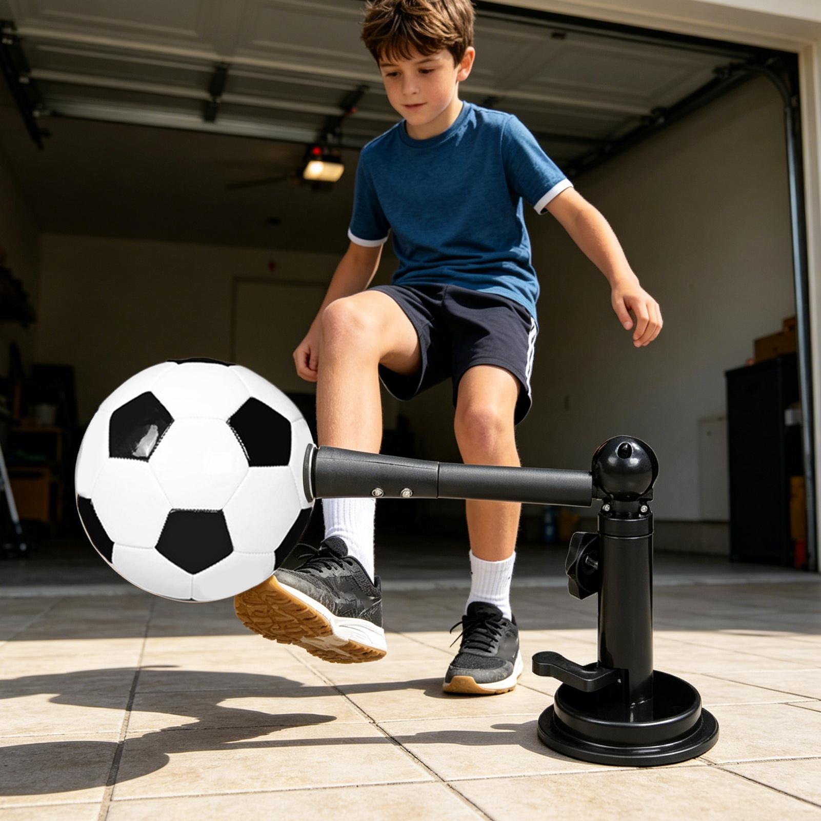 サッカー練習補助具 ハンズフリーサッカーボールキック練習用  - Sports Equipment Football のレビューと価格